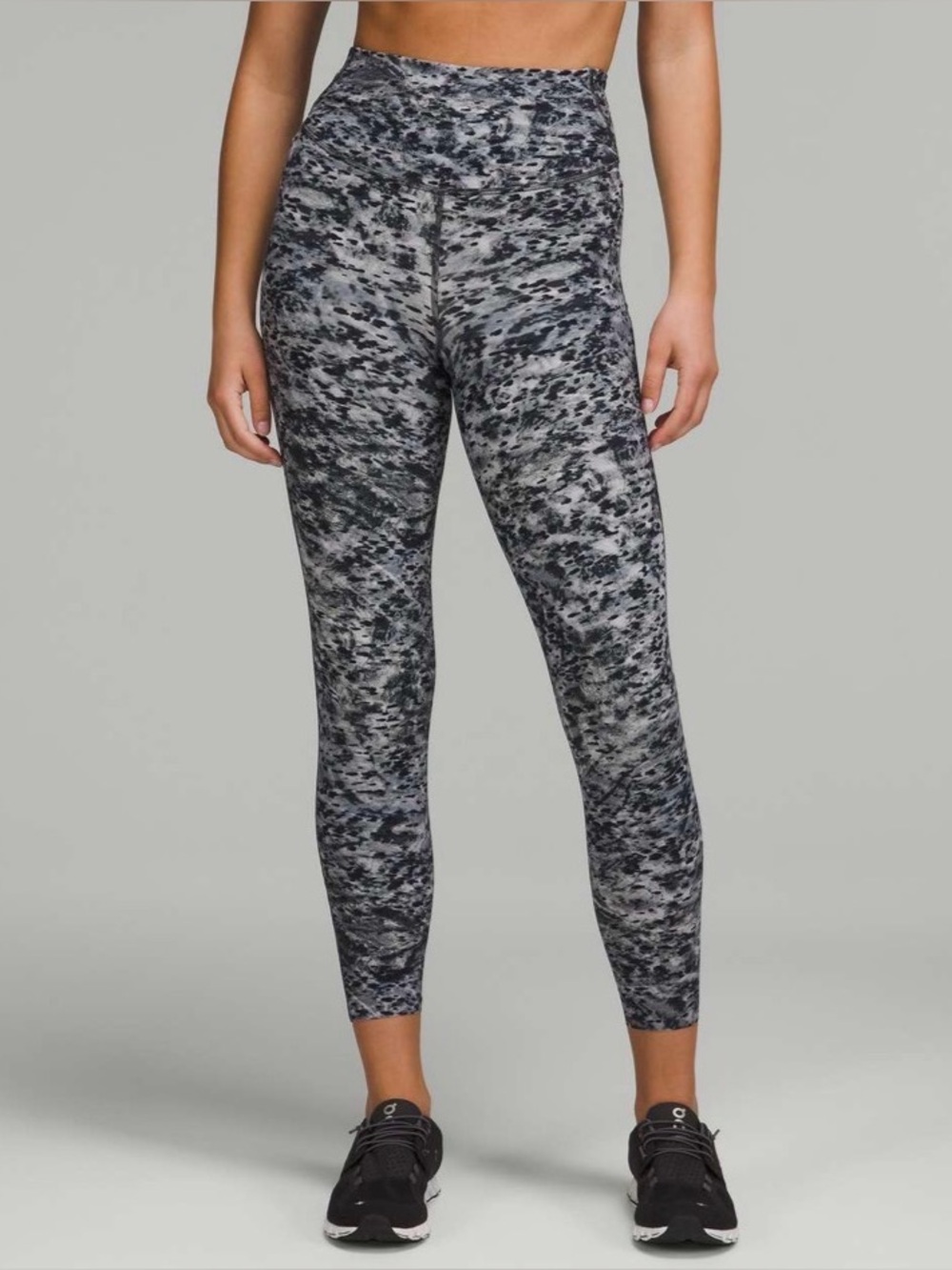 Lululemon Base Pace High-Rise Tight 25"